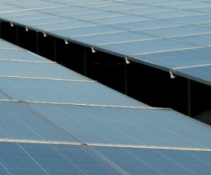 Le solaire PV génère-t-il vraiment davantage d’emplois que le nouveau nucléaire EPR ?