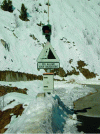 Figure 38 - Signalling a roadside avalanche transceiver