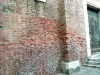 Figure 28 - Sandy weathering on brick facing, between 1.50 m and 3 m high – Venise (Source Lerm)