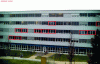 Figure 34 - Office building equipped with manually operated blinds (overcast). Red rectangles indicate raised blinds.
